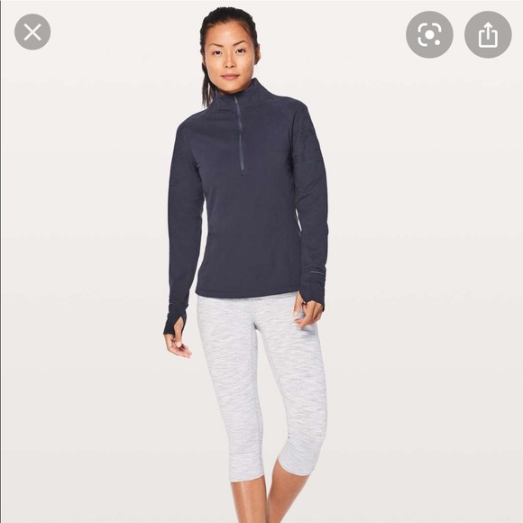 Lululemon toasty tech 1/2 zip - Picture 3 of 14